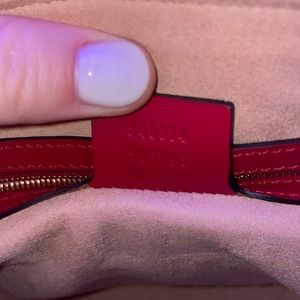 NEVER USED GUCCI PURSE!!